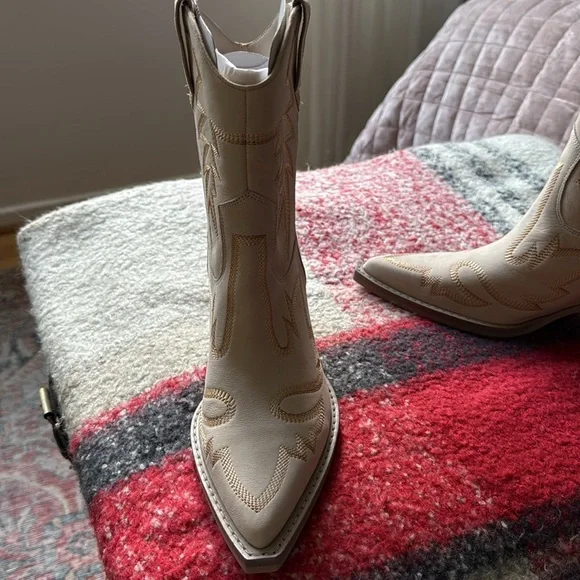 Dolce vita Tan Western Boots for Women - Picture 4 of 4